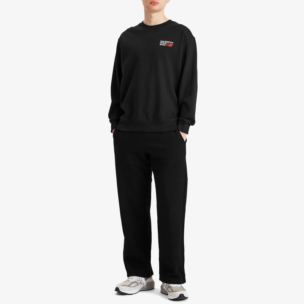 New Balance Men's Athletics Relaxed Premium Crewneck Black